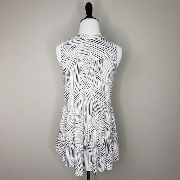 Anthropologie Black and White Patterned Tank Top - Picture 5 of 6